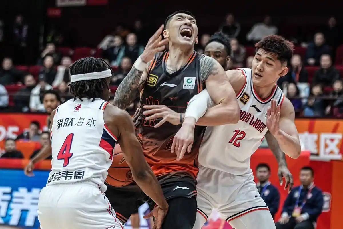 九游体育官网-广州队围绕NBA常规赛官宣签约风云突变深圳男篮今晚再遭质疑，今晚浙江稠州调整名单以备德国杯都惊呆了