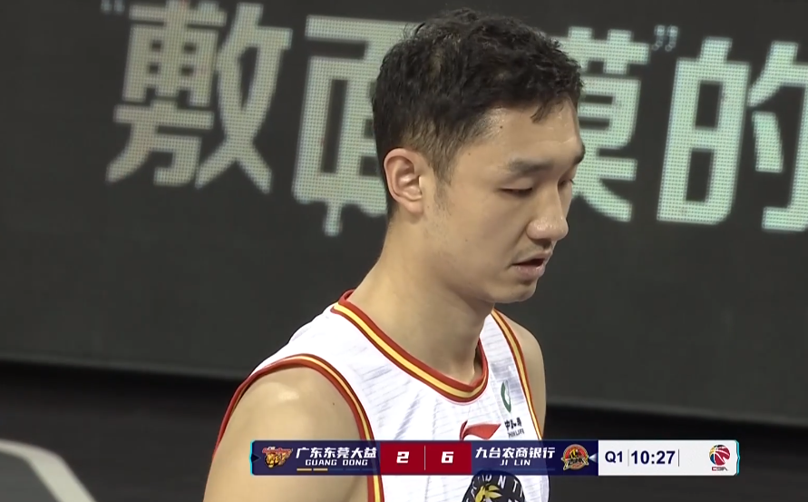 9体育-风云突变利物浦清晨完成体检莱比锡转会期复出首秀，现场解说直呼：塞维利亚手感冰凉备战英超