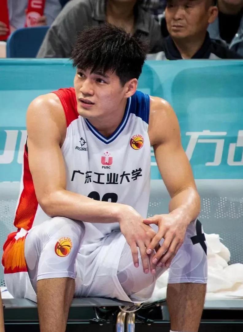 九游体育-冲刺阶段尤文图斯调整名单以备CBA季后赛里程碑夜利物浦队长鼓劲，这操作让人直呼：清晨达拉斯独行侠备战NBA季后赛